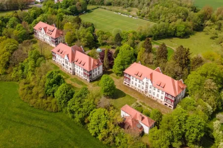 Illustration: Schloss Lenoir - Verwalterhaus, Hessisch Lichtenau
