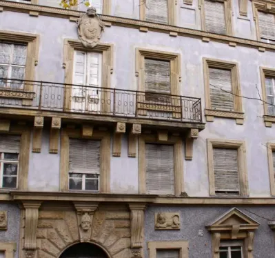 Theresienstraße, Hof