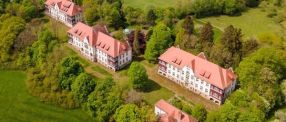 Schloss Lenoir - Verwalterhaus Schloss Lenoir - Verwalterhaus